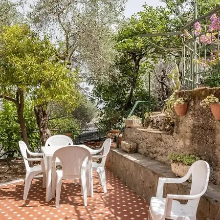 Iride Apartment *
